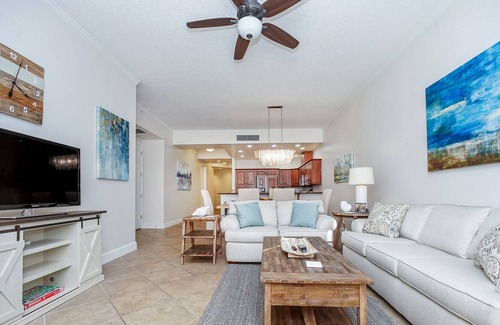 Rosemary Beach Condo | Large Newly Furnished 3 bedroom! Sleeps up To 8!