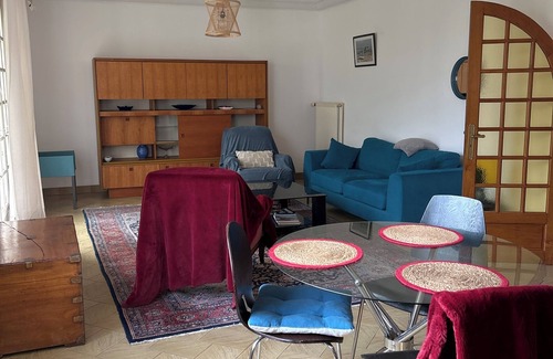 Treffiagat House | Large Noé-Breton house with large garden and fireplace