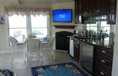 Ship Bottom House | Large Ocean Front Single Family Home in Surf City