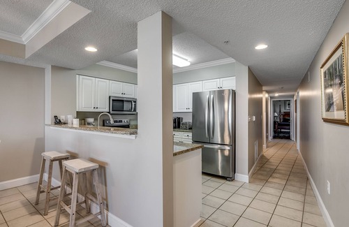 Myrtle Beach Condo | Large Oceanfront 4 bdrm Corner Unit (8th Floor) by Luxury Beach Rentals