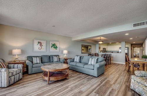 Myrtle Beach Condo | Large Oceanfront w/Huge Wrap Around Corner Balcony - by Luxury Beach Rentals