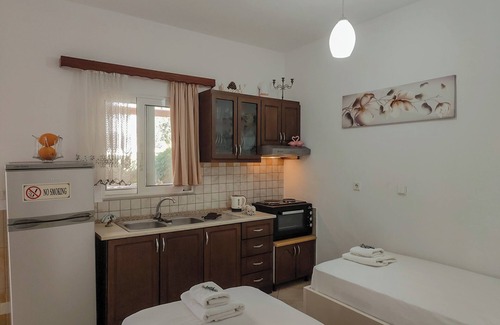 Ksamil Apartment | Large One-Bedroom Apartment Perfect for Families close to the beach