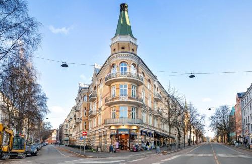 Frogner Apartment | Large penthouse with roof terrace