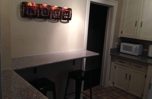 Fort Worth Cultural District House | Large Pet Friendly House Walking Distance To Will Rodgers Stadium/Arena