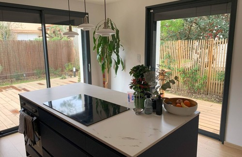 Toulouse South-East House | Large, pleasant house with garden close to town center and shops