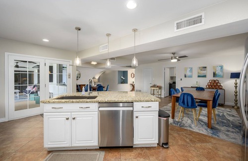 North Mountain House | Large Pool and Entertainers Delight Yard!