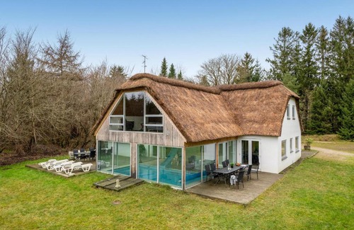 Brande House | Large Pool House For 20 People, Where Hunting Is Allowed In The Adjacent Forest