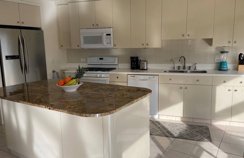 Rosendal Condo | Large Private Condo Near the Beach