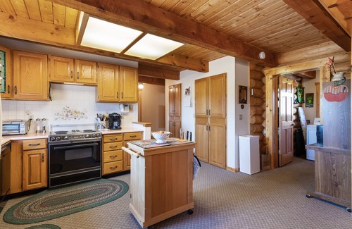Dornogovi House | Large private home near Grand Teton National Park