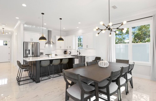 San Juan House | Large Private Pool - 4 Bikes - 4 Master Bedrooms