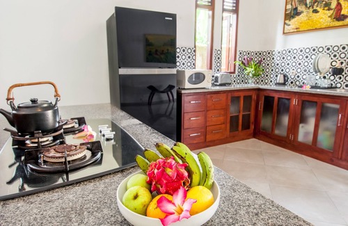Lovina Villa | Large private villa with nice swimming pool in tropical garden