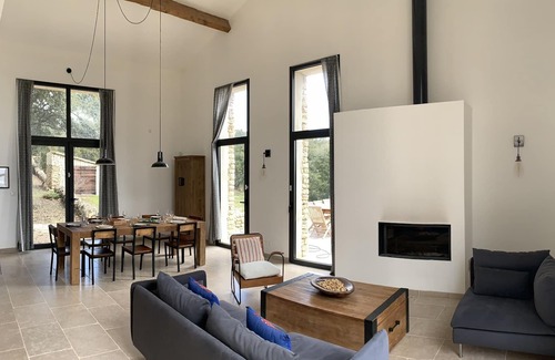 Gordes House | Large Provencal property surrounded by olive trees and lavender