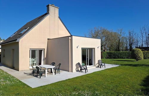 Crozon House | Large, quiet house, 1km from the Aber beach, CROZON