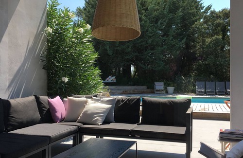 Saint-Siffret House | Large, quiet property with swimming pool, garden and exceptional view near Uzes