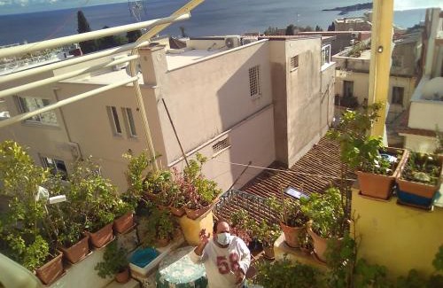 Taormina House | Large Room For five people