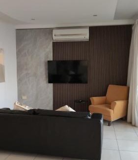 Tower Road Apartment | Large seafront 3 bedroom apartment in the heart of Sliema - MMAI1-2