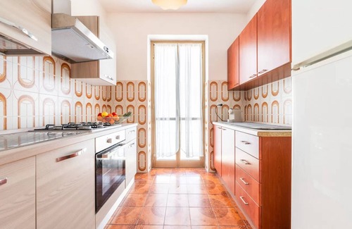 Lu Bagnu Apartment | Large seaside apartment with patio in Lu Bagnu