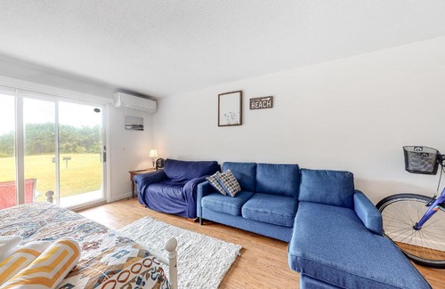 North Truro Hotel | Large Studio with Patio and Pool