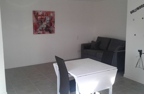 Rivesaltes Apartment | large studio with terrace and barbecue