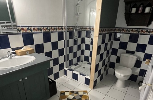 Villeneuve-la-Riviere Bed & Breakfast | Large Suite (2 pers.), Jacuzzi & Terrace access, 10' from Perpignan