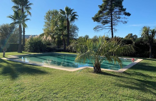 Mouans-Sartoux Villa | Large swimming pool near CANNES MOUGINS VALBONNE for 8 people