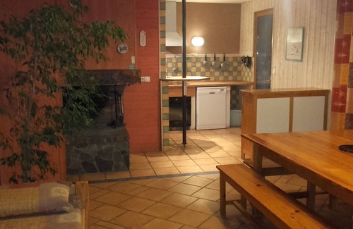 Superbolquere Ski Chalet | Large T4 apartment at the bottom of a chalet, close to the Pyrénées 2000 ski slopes