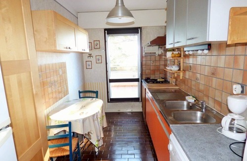 Tamaris Apartment | Large terrace of 30 m² with sea view! Private parking.