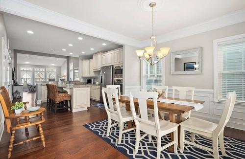 Sun Ridge House | Large Townhome in Amenity Filled Bayside Community