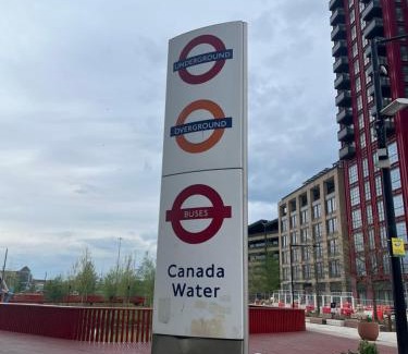 Rotherhithe House | Large triple room in Canada Water London
