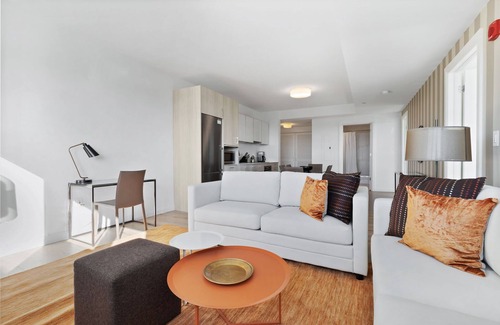 West Fens Apartment | Large Two Bedroom, One Block From Fenway Park