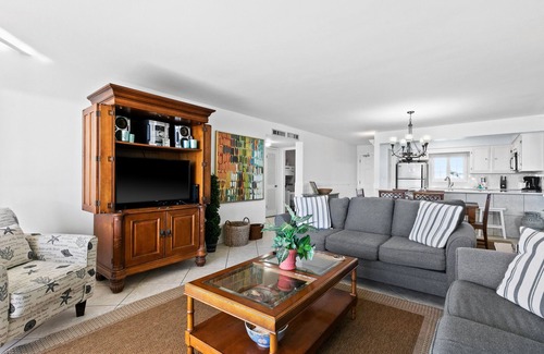 Miramar Beach Condo | Large, updated condo - quick walk to beach & convenient to shopping