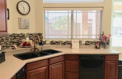 Casa Grande House | Large Upscale Vacation Home in Coyote Ranch with Private Pool and RV parking