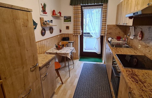 Bad Reichenhall Apartment | Large vacation apartment- 6 persons, 83sqm, 2 bedrooms, 2 balconies