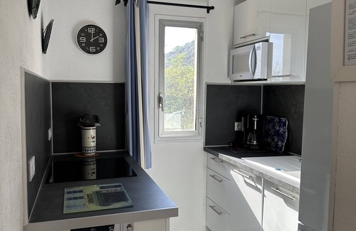 La Napoule Apartment | Large, very quiet studio 38 m2 terrace 18 m2 pool/garden view