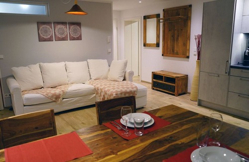 Ueberlingen Apartment | Large, very quiet, light-flooded vacation apartment in Überlingen for 2 people