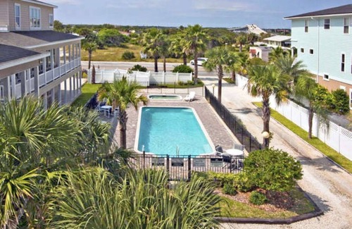 Vilano Beach House | Large Vilano Beach House with pool and direct Ocean access.