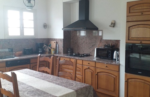 Laroque-des-Alberes Villa | Large villa with garden in a quiet location at the foot of the Albères mountains
