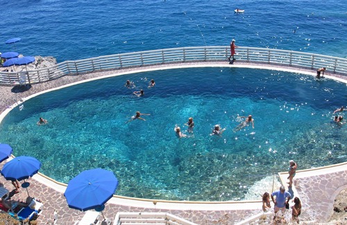 Capo D'arco Villa | Large Villa dating back to the '60s in the private area of ​Capo d'Arco in Elba
