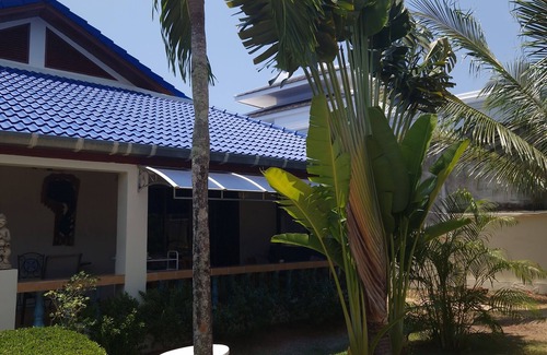 Rawai Villa | LARGE VILLA SWIMMING POOLS TROPICAL GARDEN SEA GOLF RELAXATION 6/12 ADULTS