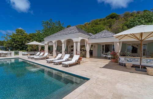 Pointe Milou Villa | Large Villa with Breathtaking View