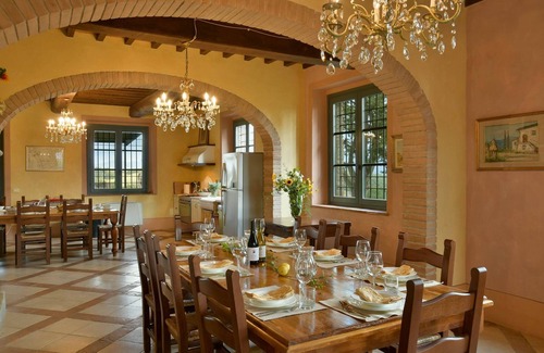 Bibbona Villa | Large villa with heated pool, A/C, Wi-Fi, BBQ, al fresco dining, sleep 22