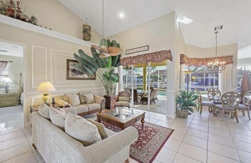 Marco Island House | Large waterfront home with all-day sun on pool