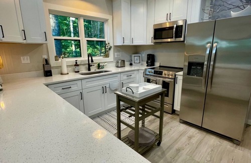 Tracy City House | Larger Home in Tracy City, TN Tiny Home Lake & Community-Retreat at Water's Edge