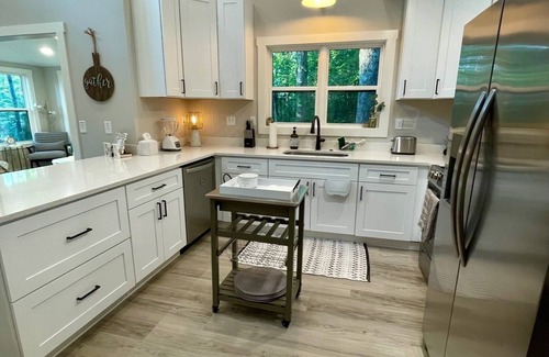 Tracy City House | Larger Home in Tracy City, TN Tiny Home Lake & Community-Retreat at Water's Edge