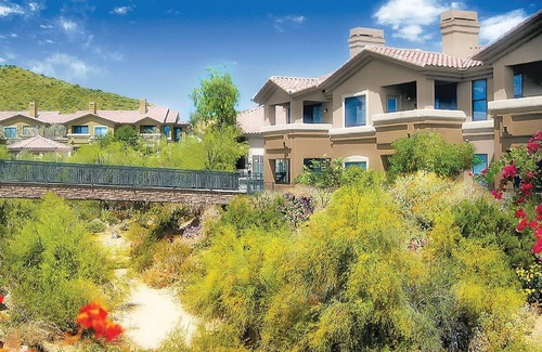 Ahwatukee Foothills Resort | Largest nature preserve within city limits in the world!
