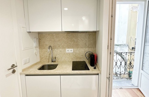 Evora House | Largo Inn Suites Evora