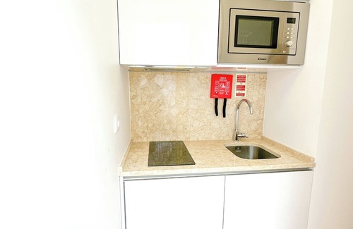 Evora House | Largo Inn Suites Evora