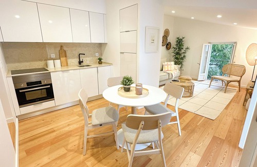 Evora House | Largo Inn Suites Evora