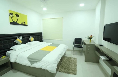 Madhapur Bed & Breakfast | Lariviera falcon nest in Madhapur
