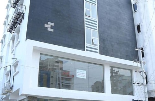 Madhapur Bed & Breakfast | Lariviera falcon nest in Madhapur